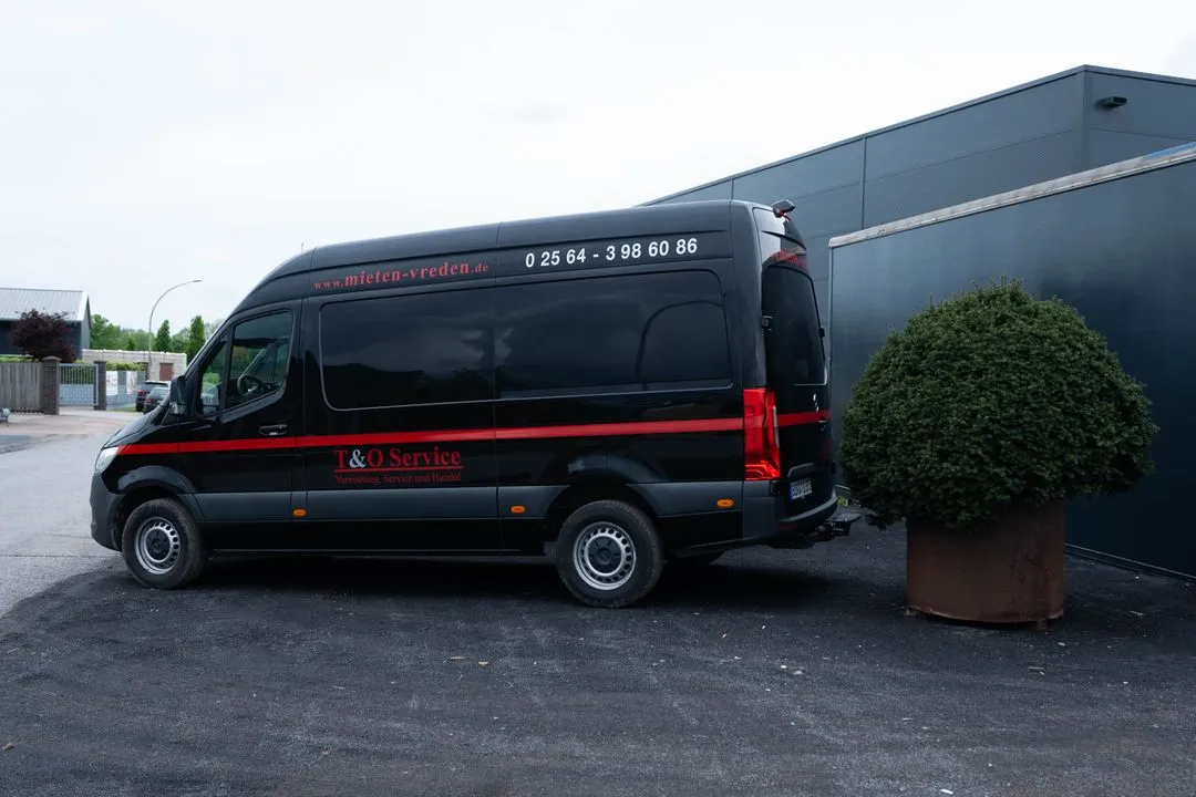 Transporter, Kastenwagen, Mercedes Sprinter, L2 H2, geschlossener Kasten, weitere Ansicht 6