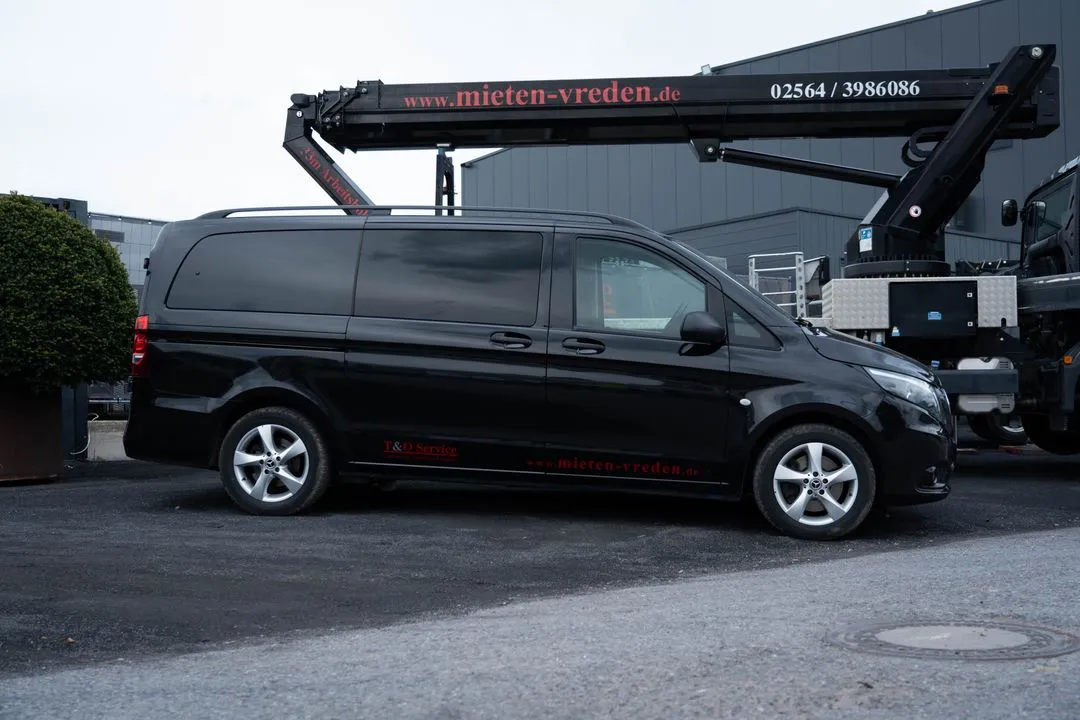 Transporter 8-Sitzer, Mercedes Vito Tourer, L2, Vollverglast, weitere Ansicht 6